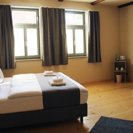 Hotel Garni Tilia Кведлинбург Экстерьер фото