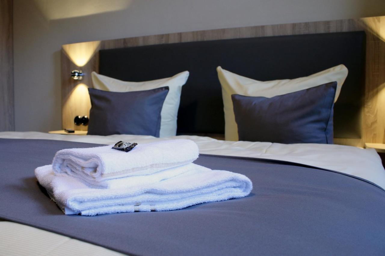 Hotel Garni Tilia Кведлинбург Экстерьер фото