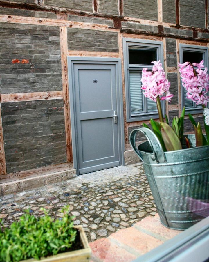Hotel Garni Tilia Кведлинбург Экстерьер фото