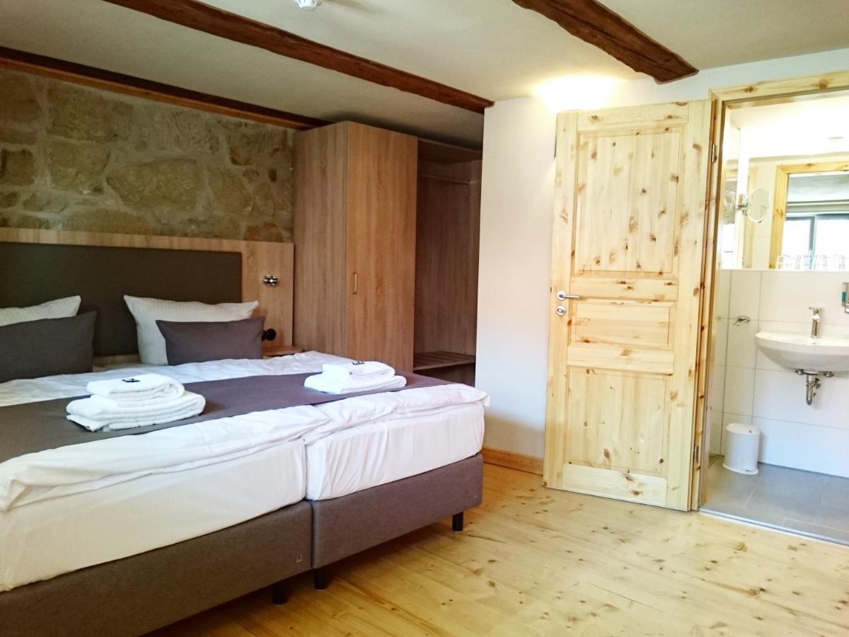 Hotel Garni Tilia Кведлинбург Экстерьер фото