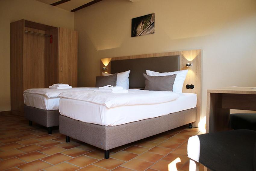 Hotel Garni Tilia Кведлинбург Экстерьер фото